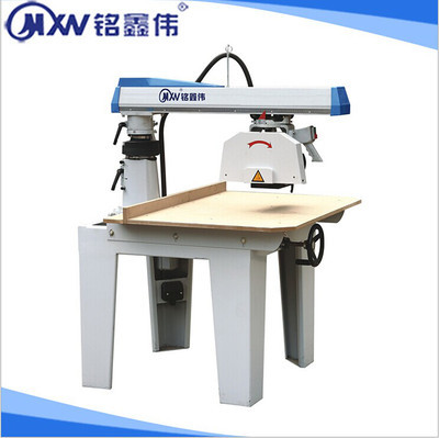 專業(yè)生產(chǎn) 小型木工鋸床 優(yōu)質(zhì)木工斷料鋸床